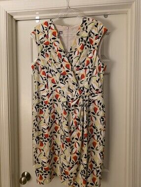 NWOT Anne Klein Sleeveless Dress - Size 16